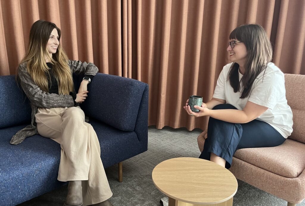 Przytulny i profesjonalny gabinet psychoterapeutyczny w Centrum Mente, bezpieczna przestrzeń do rozmowy i leczenia.